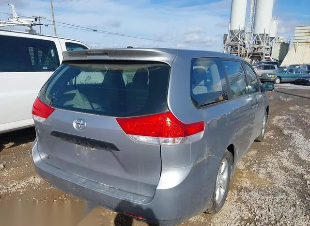 5TDZK3DC3DS305731 2013 2013 Toyota Sienna- L V6 7 Passenger 4