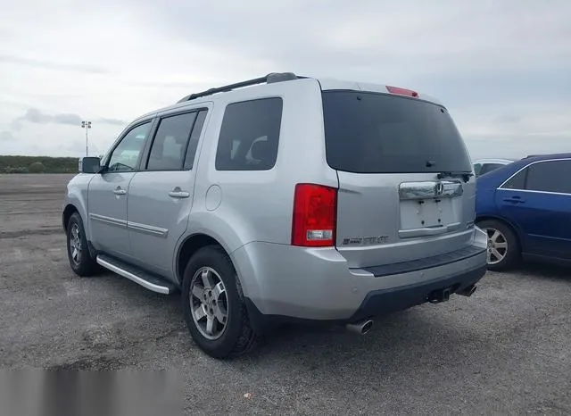 5FNYF4H97BB013585 2011 2011 Honda Pilot- Touring 3