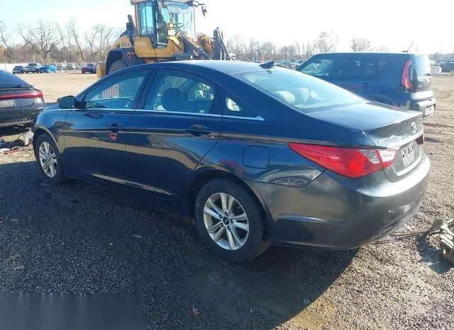 5NPEB4AC4DH657943 2013 2013 Hyundai Sonata- Gls 3