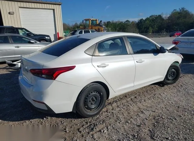 3KPC24A39KE057461 2019 2019 Hyundai Accent- SE 4