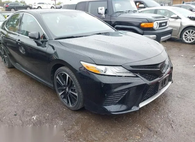 4T1B61HK1KU758164 2019 2019 Toyota Camry- Xse 1