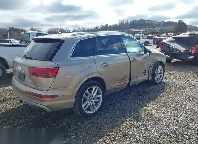 WA1VAAF74JD049378 2018 2018 Audi Q7- 3-0T Premium 4