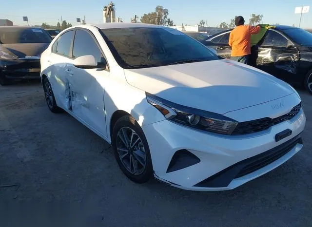 3KPF24AD6PE579106 2023 2023 KIA Forte- Lxs 1