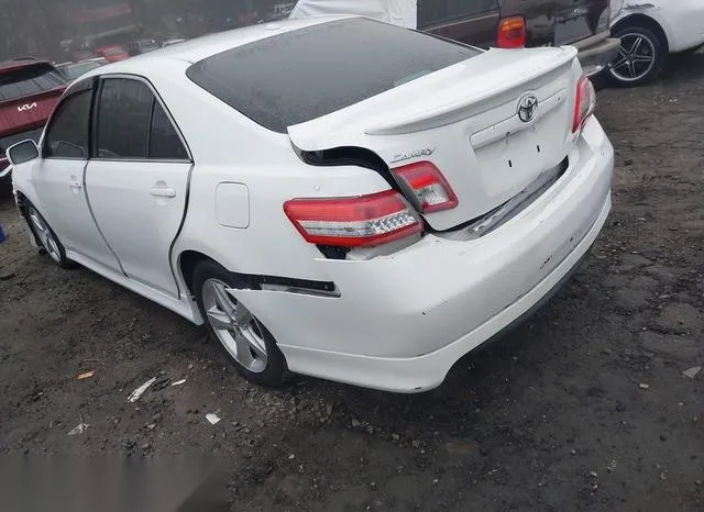 4T1BF3EK2BU627194 2011 2011 Toyota Camry- SE 3