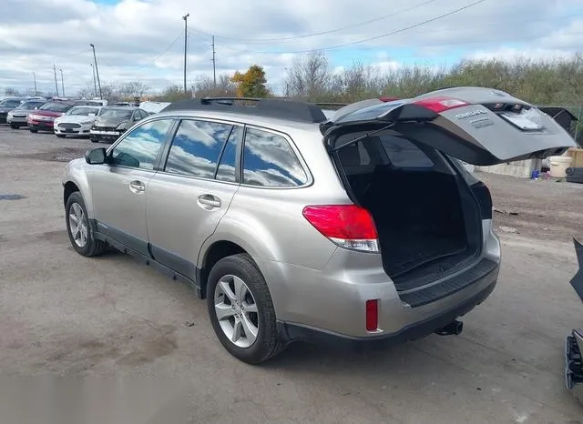 4S4BRBAC6E3317530 2014 2014 Subaru Outback- 2-5I 3