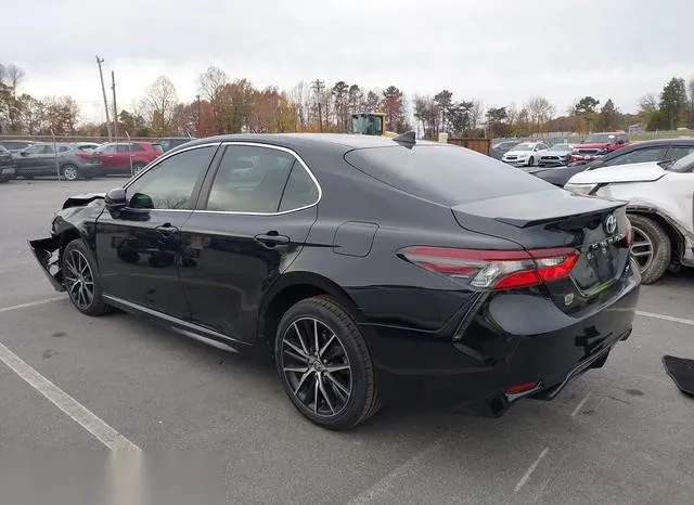 4T1G11AK4MU520164 2021 2021 Toyota Camry- SE 3