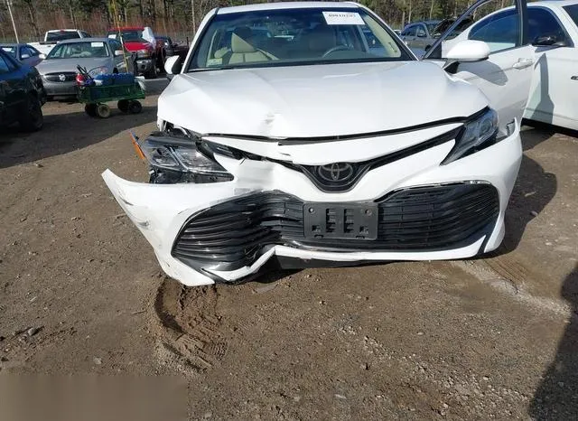 4T1B11HK2JU113522 2018 2018 Toyota Camry- LE 6