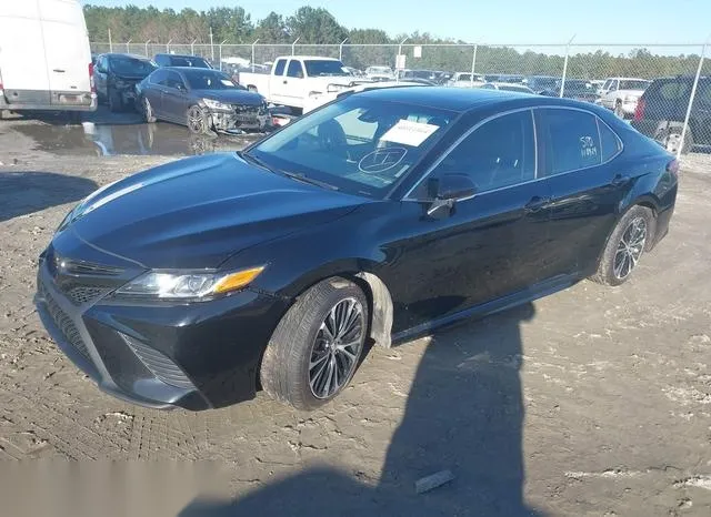 4T1B11HK7JU015439 2018 2018 Toyota Camry- SE 2