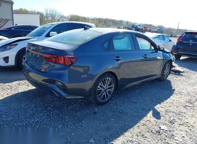 3KPF54AD0RE713442 2024 2024 KIA Forte- Gt-Line 4