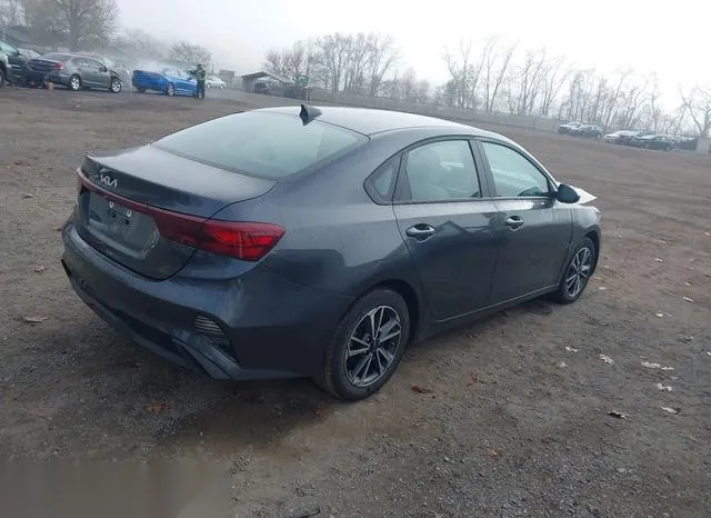 3KPF24AD7PE508304 2023 2023 KIA Forte- Lxs 4