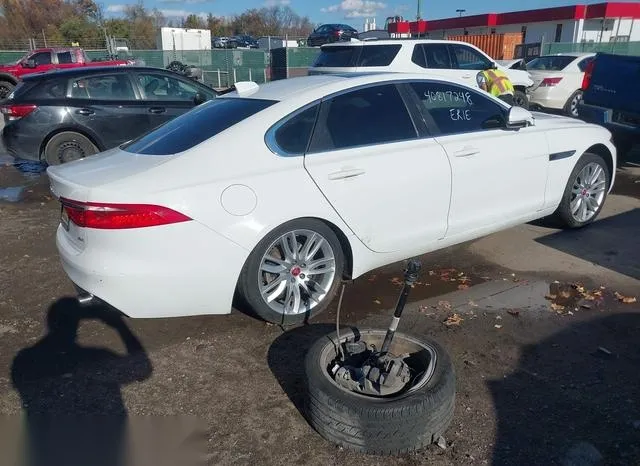 SAJBE4BV5HCY41396 2017 2017 Jaguar XF- 35T Prestige 4