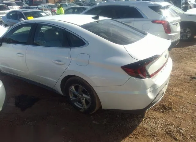 5NPEG4JA4MH066592 2021 2021 Hyundai Sonata- SE 3