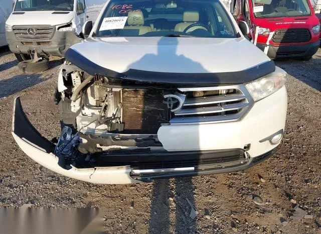 5TDBK3EH3DS268031 2013 2013 Toyota Highlander- Se V6 6