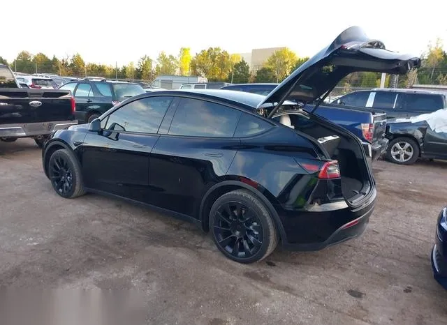 7SAYGAEE7PF599180 2023 2023 Tesla Model Y- Awd/Long Range D 3