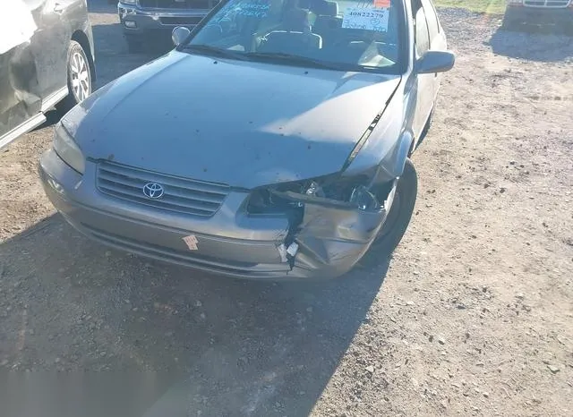 4T1BF22K3WU072647 1998 1998 Toyota Camry- Le V6 6