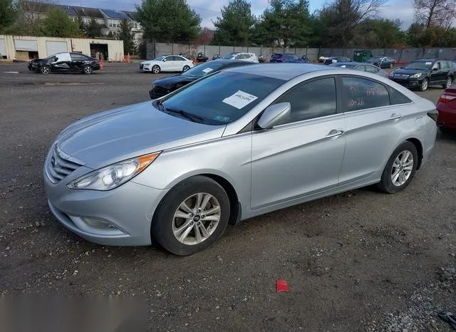 5NPEB4AC0DH717619 2013 2013 Hyundai Sonata- Gls 2