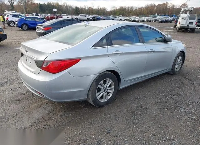 5NPEB4AC0DH717619 2013 2013 Hyundai Sonata- Gls 4