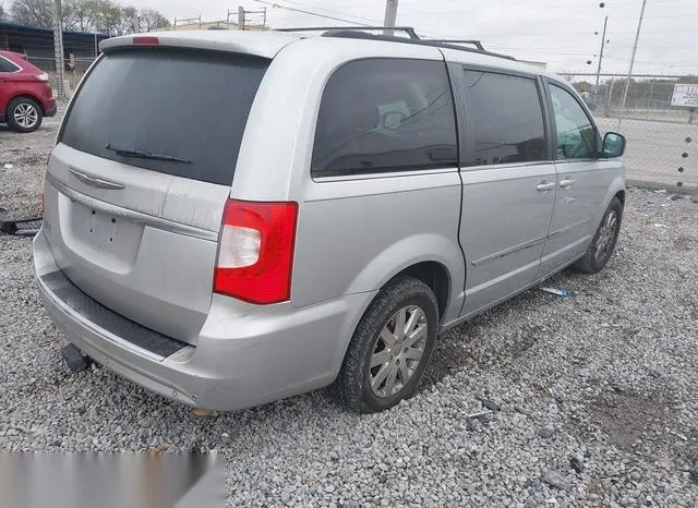 2A4RR8DG1BR635024 2011 2011 Chrysler Town and Country- Tour 4