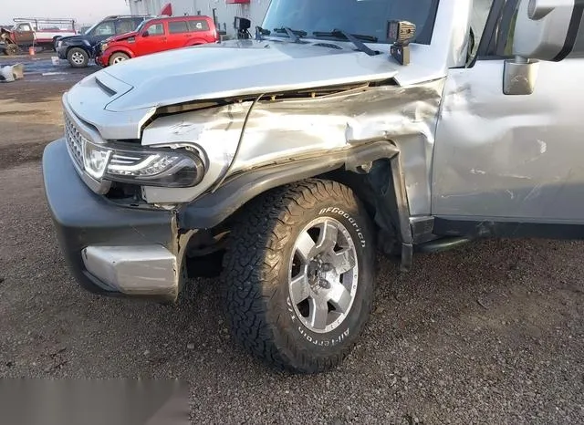 JTEBU11F570020613 2007 2007 Toyota FJ- Cruiser 6