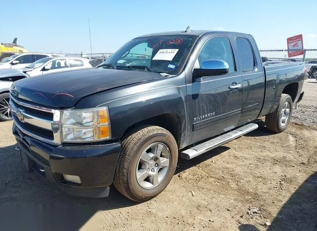 1GCSCTE01AZ124415 2010 2010 Chevrolet Silverado 1500- Ltz 2