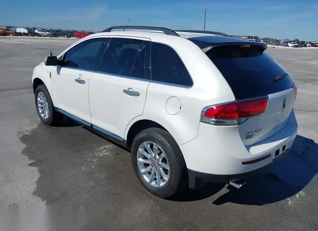 2LMDJ6JK3EBL17049 2014 2014 Lincoln MKX 3