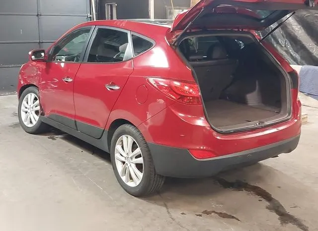 KM8JUCAC7AU042951 2010 2010 Hyundai Tucson- Limited 3