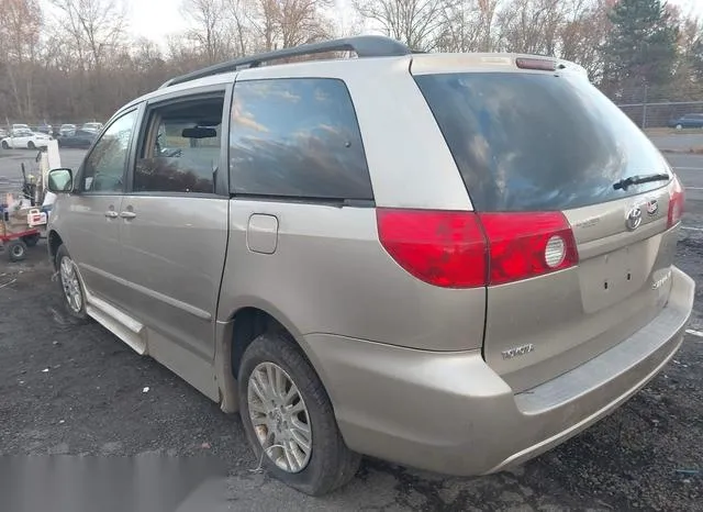 5TDZK22C57S044992 2007 2007 Toyota Sienna 3