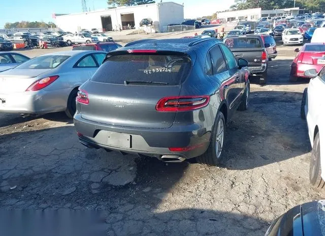 WP1AA2A55JLB03324 2018 2018 Porsche Macan 4