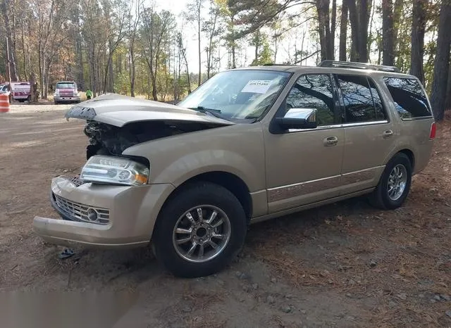 5LMFU285X8L112737 2008 2008 Lincoln Navigator 2