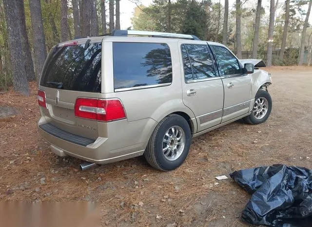 5LMFU285X8L112737 2008 2008 Lincoln Navigator 4