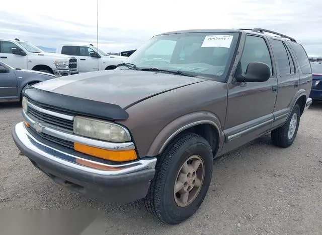 1GNDT13WXW2270954 1998 1998 Chevrolet Blazer- LS 2