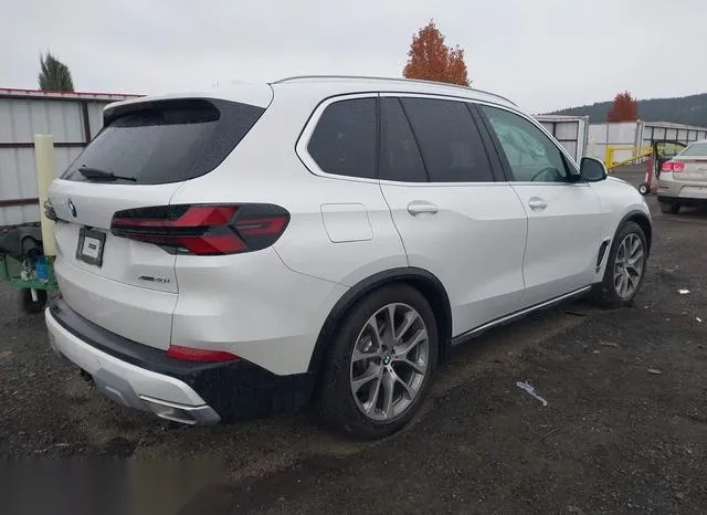 5UX23EU08S9W52935 2025 2025 BMW X5- Xdrive40I 4