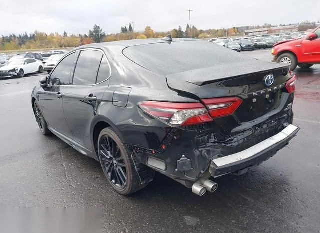 4T1K31AK2NU597055 2022 2022 Toyota Camry- Xse Hybrid 3