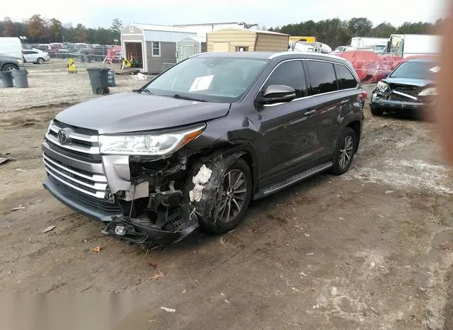 5TDJZRFH0KS579731 2019 2019 Toyota Highlander- Xle 2