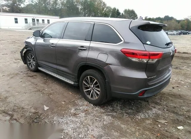 5TDJZRFH0KS579731 2019 2019 Toyota Highlander- Xle 3