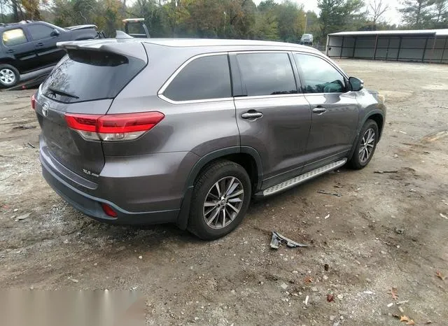 5TDJZRFH0KS579731 2019 2019 Toyota Highlander- Xle 4