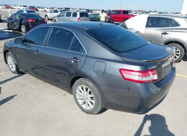 4T1BF3EK5AU093610 2010 2010 Toyota Camry- Xle 3