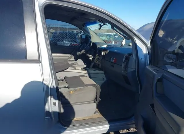 1N6AA07B35N555797 2005 2005 Nissan Titan- SE 5