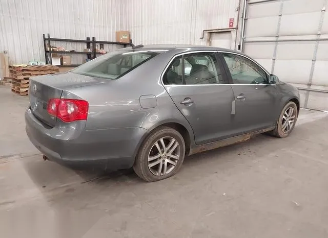 3VWDT81K96M771907 2006 2006 Volkswagen Jetta- Tdi 4