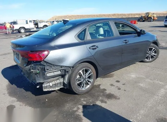 3KPF24AD4PE511256 2023 2023 KIA Forte- Lxs 4