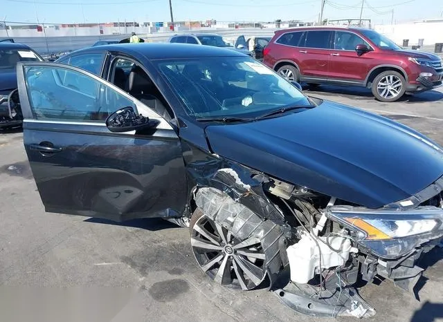 1N4BL4CVXNN383458 2022 2022 Nissan Altima- Sr Fwd 6