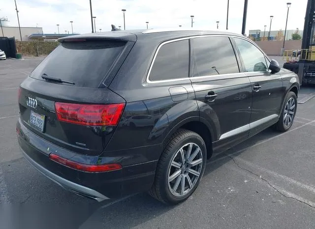 WA1LHAF75JD041664 2018 2018 Audi Q7- 2-0T Premium 4