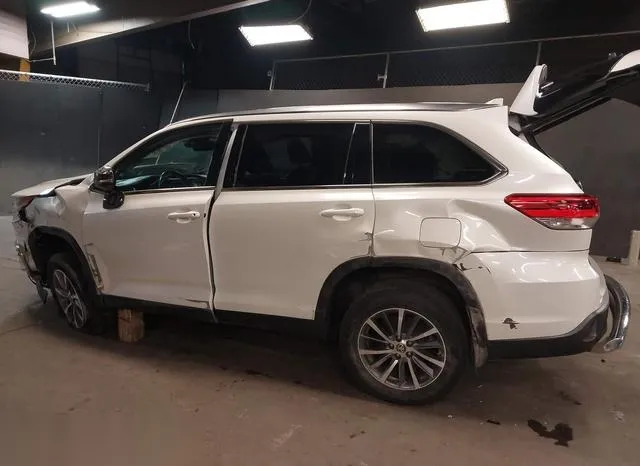 5TDJZRFH4KS628168 2019 2019 Toyota Highlander- Xle 3