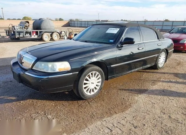 1LNHM82W23Y620390 2003 2003 Lincoln Town Car- Signature 2