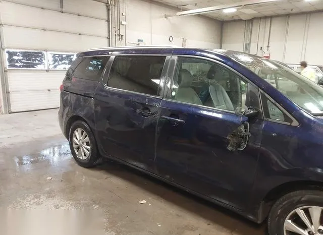 KNDMB5C13J6402509 2018 2018 KIA Sedona- LX 6