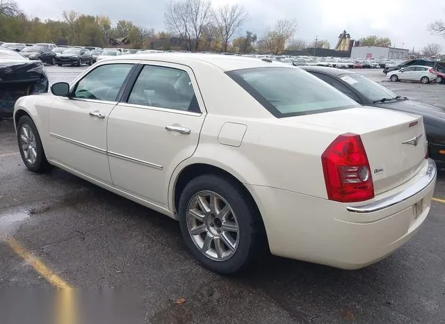 2C3CA3CV2AH123187 2010 2010 Chrysler 300- Limited 3