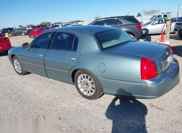 1LNHM81VX6Y641243 2006 2006 Lincoln Town Car- Signature 3