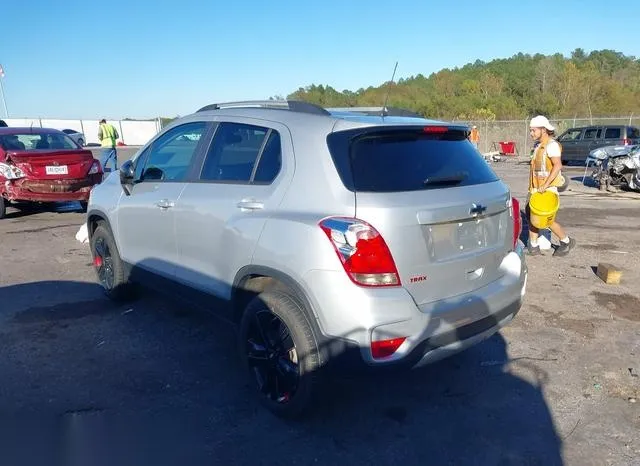 KL7CJPSBXMB349370 2021 2021 Chevrolet Trax- Awd Lt 3