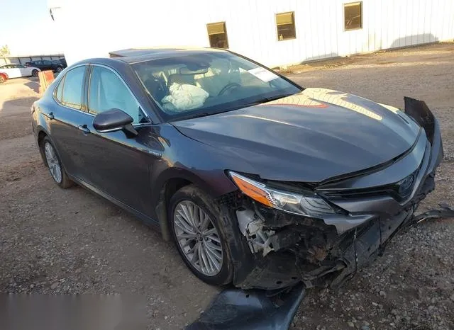 4T1B21HK3JU501288 2018 2018 Toyota Camry- Hybrid Xle 1