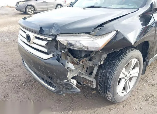 5TDDK3EH0BS085949 2011 2011 Toyota Highlander- Limited V6 6